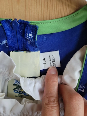 Dirndl Gr. 162 und Gr. 164 Bild 2