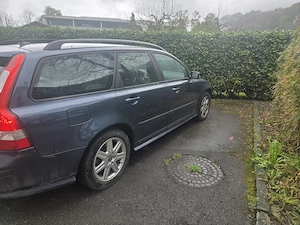Volvo V50 2,5 liter 220 Ps turbo zu verkaufen . Hohenems 6845 Bild 2