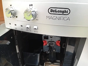 Kaffeemaschine DeLonghi MAGNIFICA Bild 5
