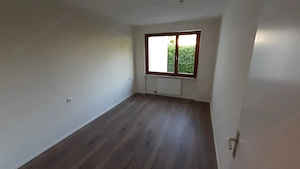 Renovierte 2,5-Zimmer Wohnung mit Sitzplatz im Zentrum von Tosters Bild 4