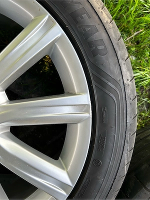 Audi A6 C7 Original 18 Zoll Felgen Bild 3