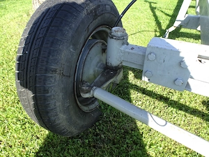 Robuster Trailer für Segelboot zu verkaufen Bild 4