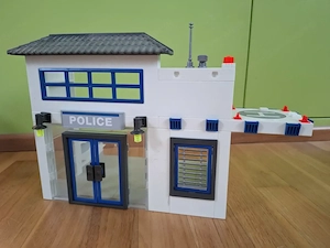 Playmobil Polizeistation Bild 2