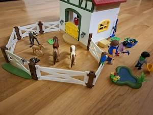 Playmobil Country Pferdehof Bild 2