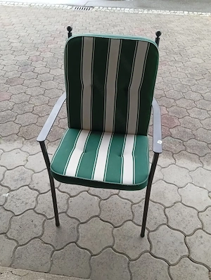 stabile Gartenstühle mit Polster 