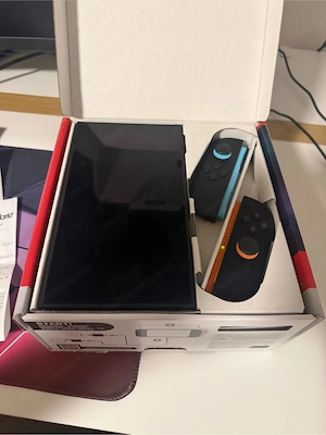 Nintendo switch 2 1 monat alt mit rechnung und garantie 