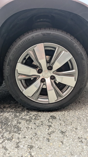 Peugeot 2008 Style *Reserviert* Bild 9