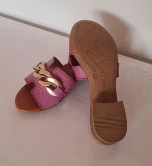 Sandaletten neu Bild 3