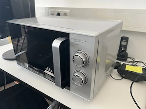 Microwelle mit Grillfunktion Bild 3