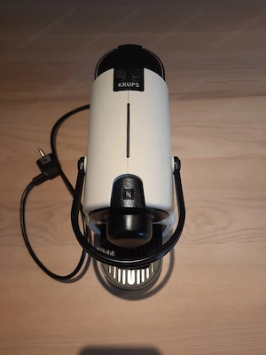 Nespresso Kapselmaschine Inissia von Krups; optional mit Kapselhalterschublade Bild 4