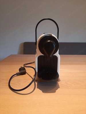 Nespresso Kapselmaschine Inissia von Krups; optional mit Kapselhalterschublade Bild 2