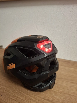 2x Kinder Helm  Bild 4