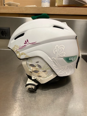 Skihelm zu verschenken Bild 3