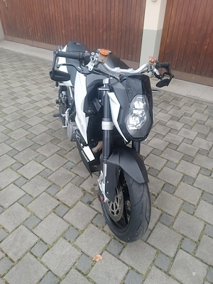 KTM 990 Super Duke 2008 Bild 3