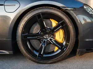 Porsche Taycan Bild 11