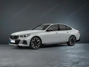 BMW 5er 520d xDrive M-Sportpaket Pro Carbon Pano 145 kW (197 PS), Automatik