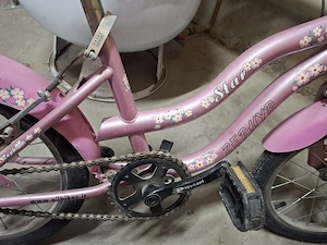 Kinderfahrrad in rosa zu verschenken Bild 4