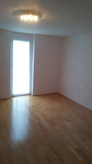 Schöne helle 2 Zimmerwohnung im Oberdorf mit Tiefgarage Bild 10