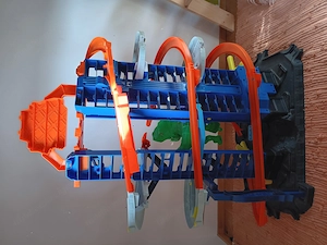 Hot Wheels Ultimate Garage Bild 3