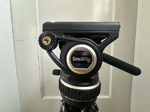 Verkaufe selten verwendetes Stativ-Set (Siriu Stativ und Smallrig Fluid Kopf) Bild 2