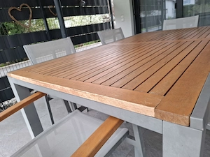 Gartenmöbel Tisch + 8 Stühle Bild 6