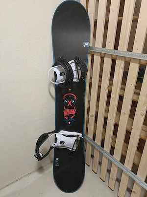 Snowboard mit Bindung Bild 3