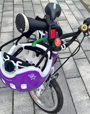    Kinderfahrrad woom 2 + Helm   sehr guter Zustand! Bild 3