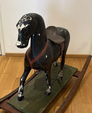 Antikes Schaukelpferd - ca. 1920 Bild 2