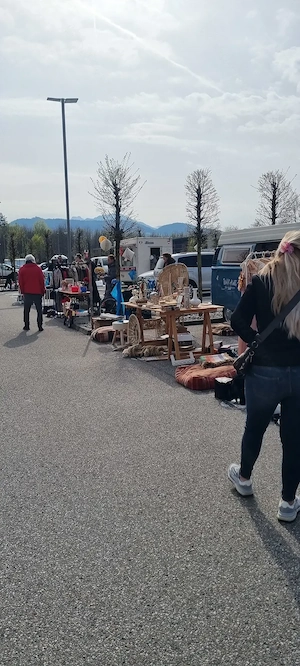 Flohmarkt Salzburg   Anif   Maximarkt Parkplatz   jeden 2. Sonntag Bild 2