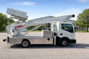 Nissan Cabstar NT 400 Möbellift Schrägaufzug Transporter   Kastenwagen