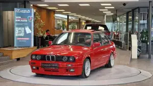 BMW 325 Bild 9