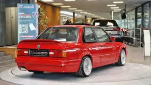 BMW 325 Bild 7
