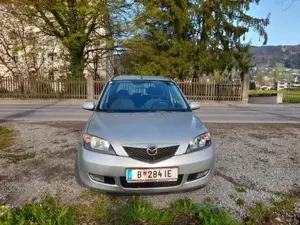 Mazda 2 Bild 2