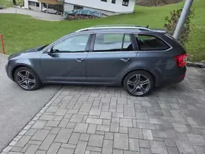 Skoda Octavia Bild 2