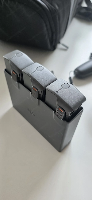 DJI Avata 2 Fly More Kombo mit Rucksack Bild 3