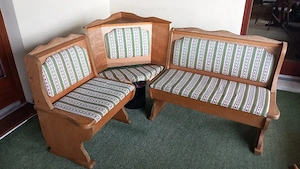 Eckbank mit Truhe Bild 2