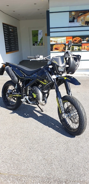 Rieju MRT 50 Trophy edition Bild 5