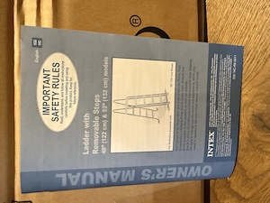 Intex Poolleiter Sicherheitsleiter 122 cm NEU Bild 3