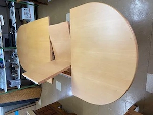 Hochwertiger Stuben- und Esstisch aus Buchenvollholz   Beste Tischlerarbeit Bild 3