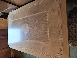 Montafoner Tisch Bild 2