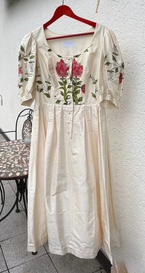 trachtenkleid Bild 3