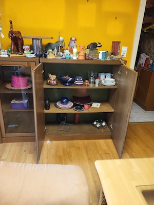 Wohnzimmer Schrank   Kommode zu verschenken Bild 3