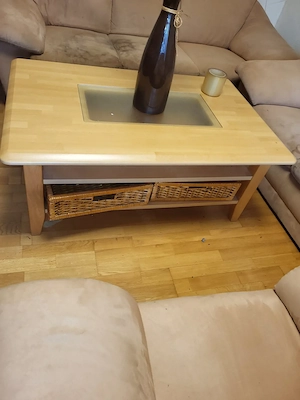 Wohnzimmersitzgarnitur mit Tisch zu verschenken Bild 4