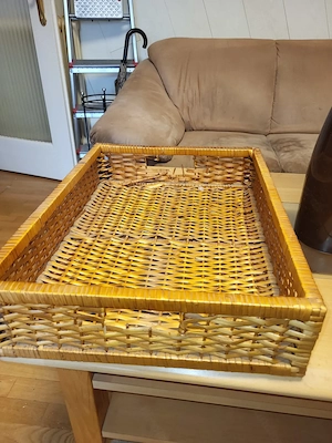 Wohnzimmersitzgarnitur mit Tisch zu verschenken Bild 5