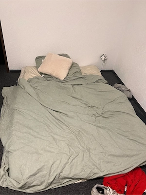 Bett Matratze  Bild 3