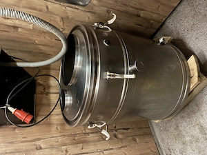 Milchtank 300 l mit Kühlung Bild 3