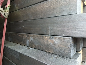 Konstruktions Holz gemalt Bild 2