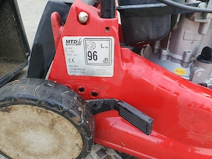 Guter Rasenmäher MTD 395 SPO Benzin mit Antrieb