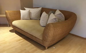 wunderschöne Korb-Couch, Korbcouch - Alcantara Bild 3