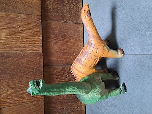 Dinosaurier Spielzeug Bild 3